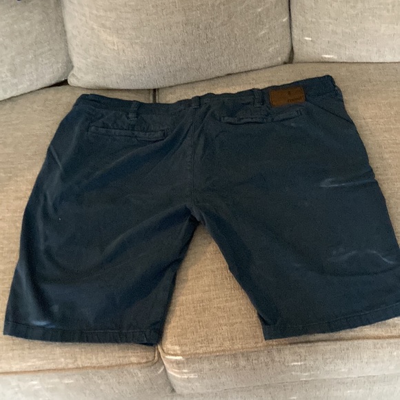 Shorts - Picture 3 of 3